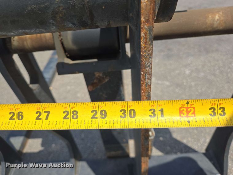 image for item EQ4009 Bobcat 47