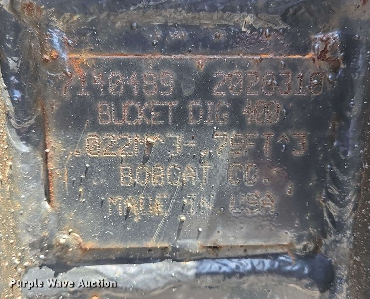 image for item EQ4011 Bobcat excavator bucket