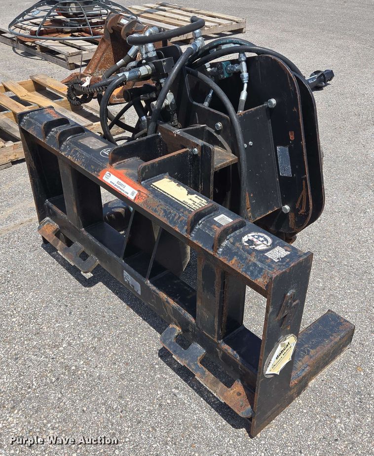 image for item EQ4013 Blue Diamond 100505 skid steer vibratory post driver