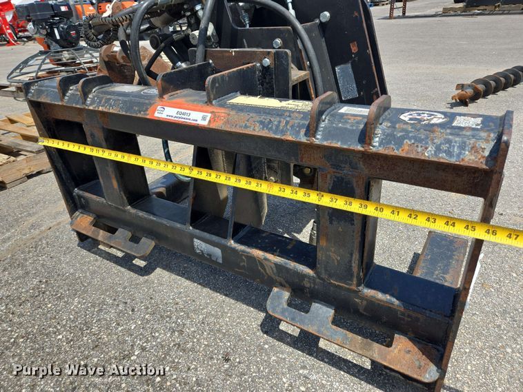 image for item EQ4013 Blue Diamond 100505 skid steer vibratory post driver