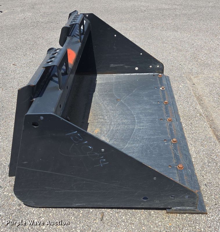 image for item EQ4019 Bobcat skid steer bucket