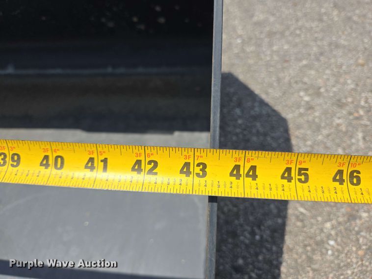 image for item EQ4019 Bobcat skid steer bucket