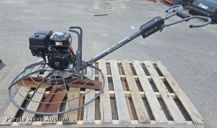 image for item EQ4020 Husqvarna CT 48 power trowel