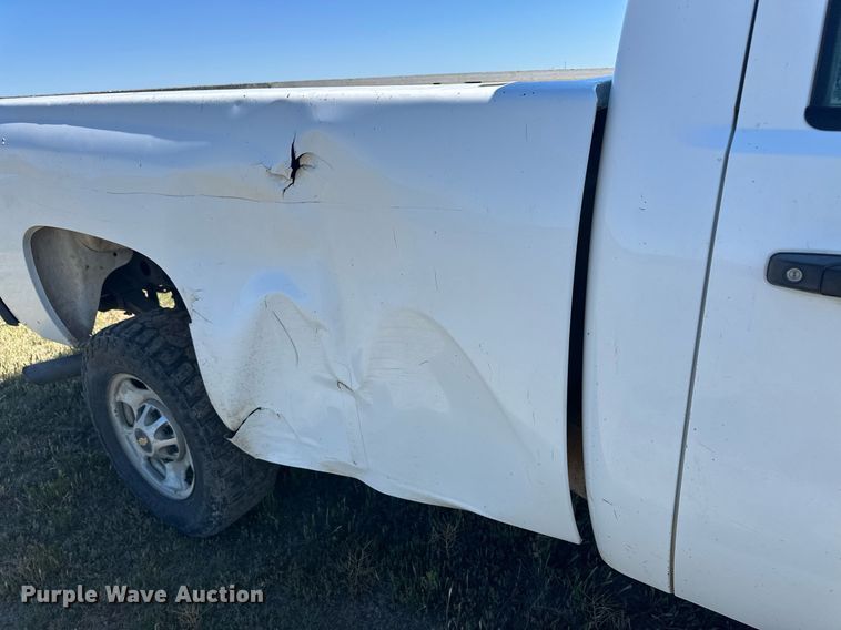 image for item EQ4765 2011 Chevrolet Silverado 2500HD pickup truck