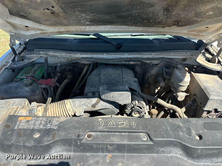 image for item EQ4765 2011 Chevrolet Silverado 2500HD pickup truck