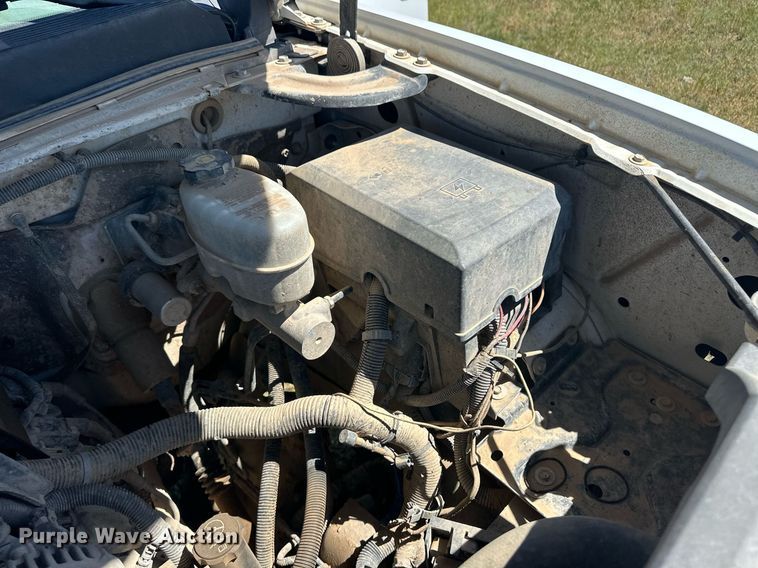 image for item EQ4765 2011 Chevrolet Silverado 2500HD pickup truck