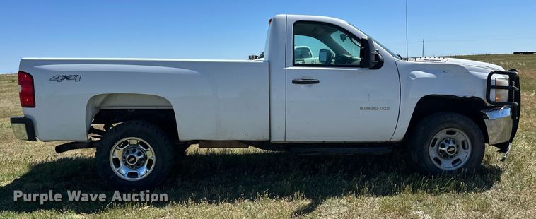 image for item EQ4766 2011 Chevrolet Silverado 2500HD pickup truck