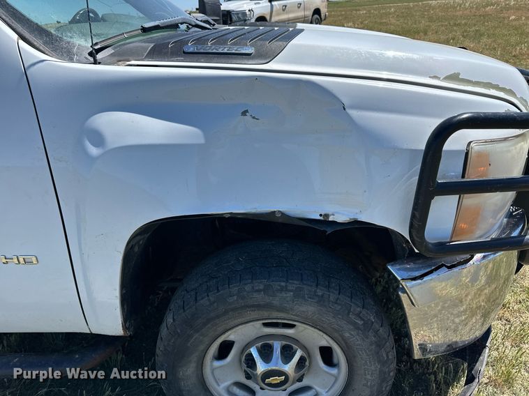 image for item EQ4766 2011 Chevrolet Silverado 2500HD pickup truck