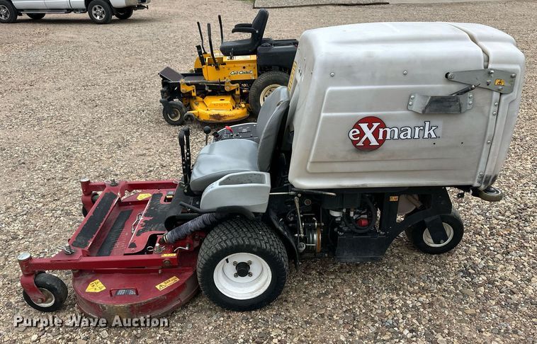 image for item EQ4792 Exmark Navigator ZTR lawn mower