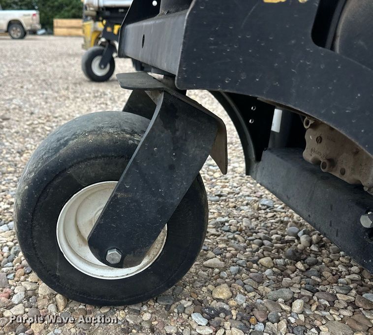 image for item EQ4792 Exmark Navigator ZTR lawn mower