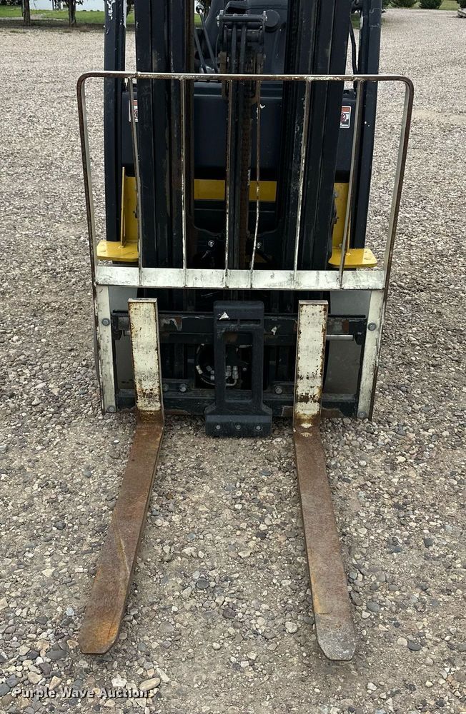 image for item EQ4794 Yale GLC050VXNDSE083 forklift