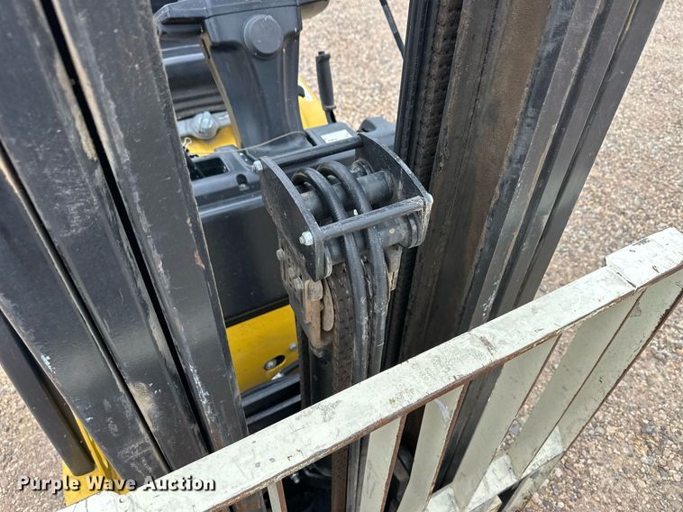 image for item EQ4794 Yale GLC050VXNDSE083 forklift
