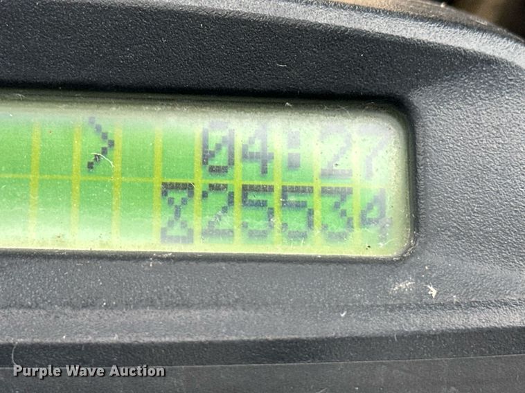 image for item EQ4794 Yale GLC050VXNDSE083 forklift