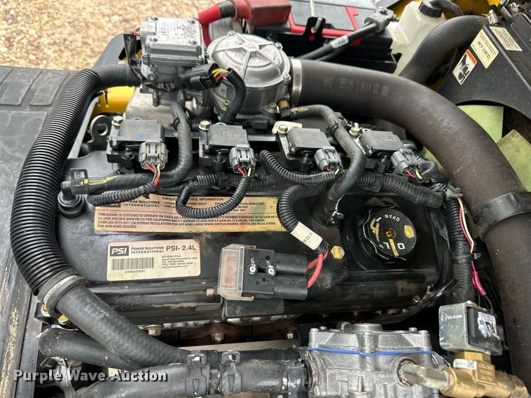 image for item EQ4794 Yale GLC050VXNDSE083 forklift