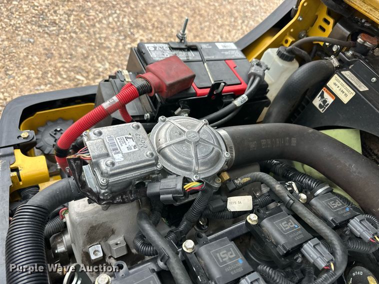 image for item EQ4794 Yale GLC050VXNDSE083 forklift