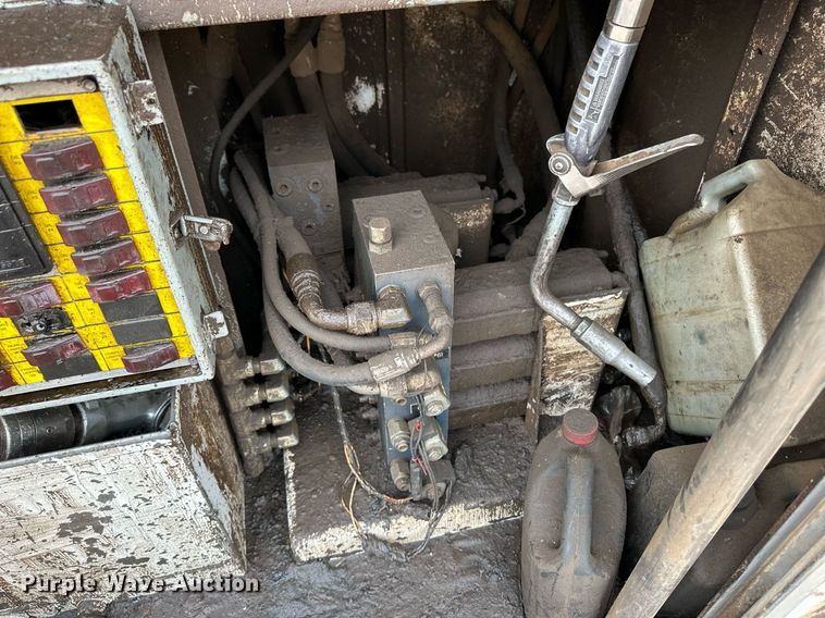 image for item EQ4800 IMT utility/service bed