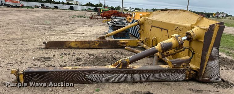 image for item EQ4811 163