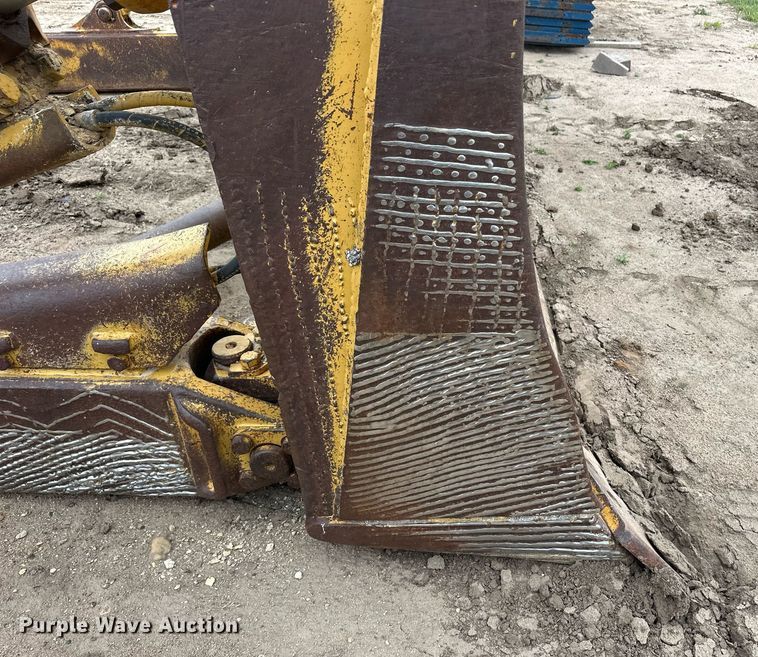 image for item EQ4811 163