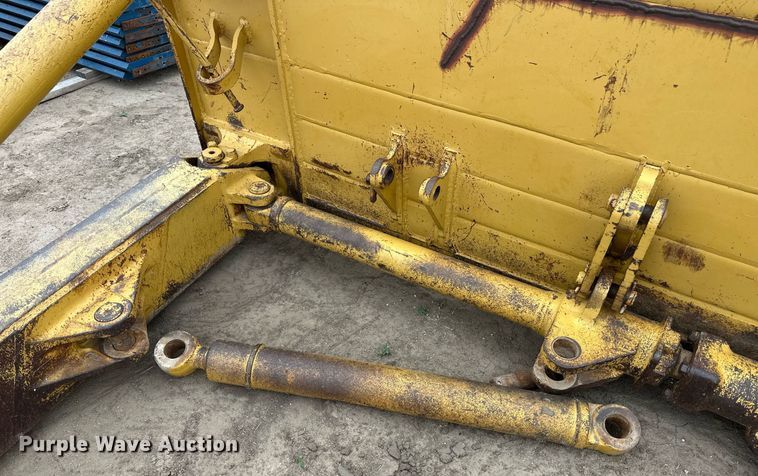 image for item EQ4811 163