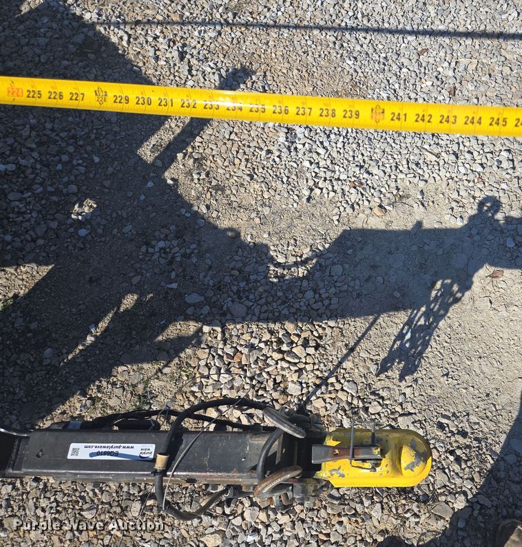 image for item EQ6810 2010 Bil-Jax equipment trailer