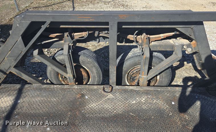 image for item EQ6810 2010 Bil-Jax equipment trailer