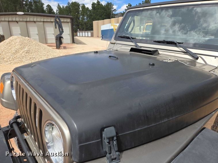 image for item ER5229 2005 Jeep Wrangler Rubicon SUV