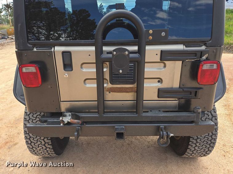 image for item ER5229 2005 Jeep Wrangler Rubicon SUV