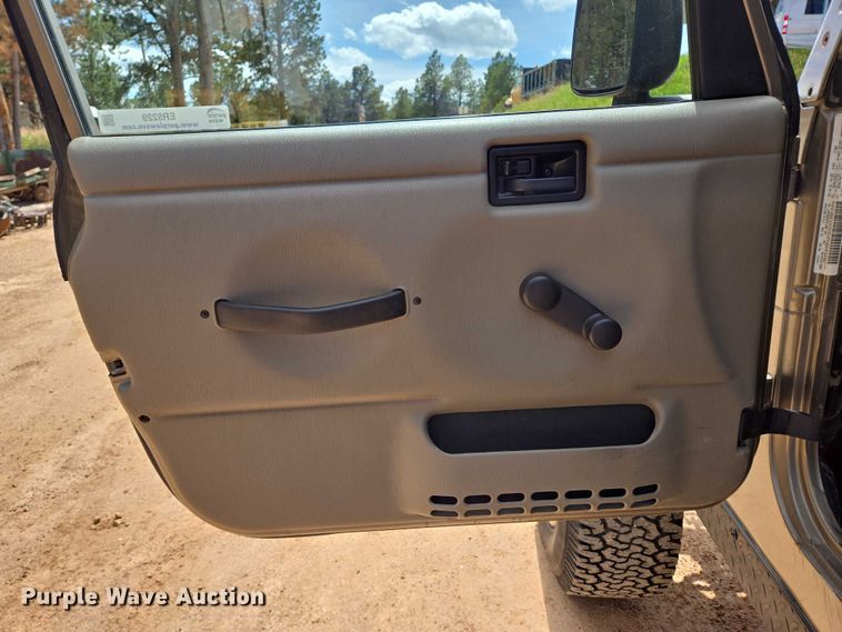 image for item ER5229 2005 Jeep Wrangler Rubicon SUV