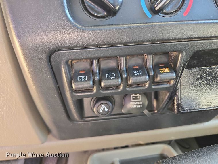 image for item ER5229 2005 Jeep Wrangler Rubicon SUV