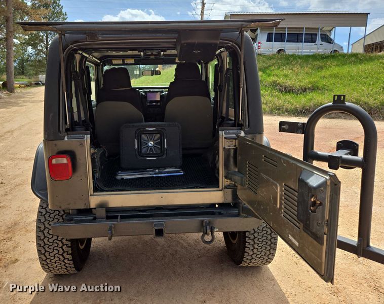 image for item ER5229 2005 Jeep Wrangler Rubicon SUV