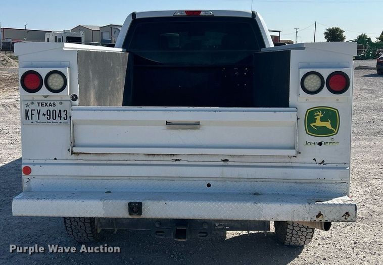 image for item EX9257 2017 Ford F250 Super Duty XL utility bed pickup truck