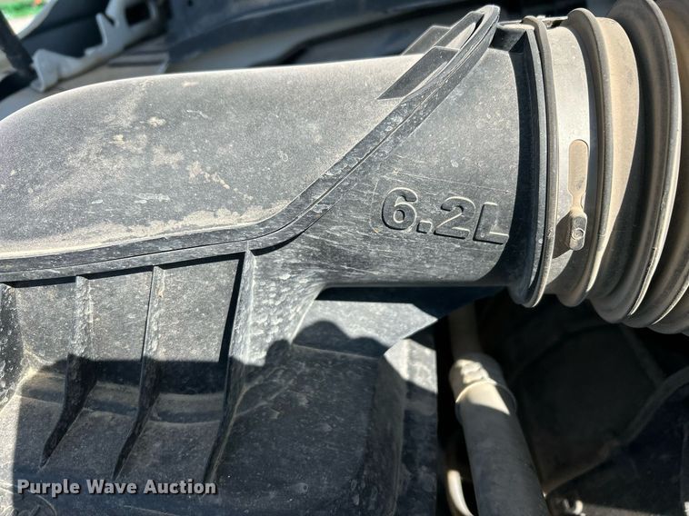 image for item EX9257 2017 Ford F250 Super Duty XL utility bed pickup truck