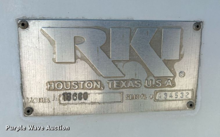 image for item EX9257 2017 Ford F250 Super Duty XL utility bed pickup truck