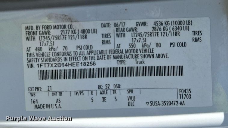 image for item EX9257 2017 Ford F250 Super Duty XL utility bed pickup truck