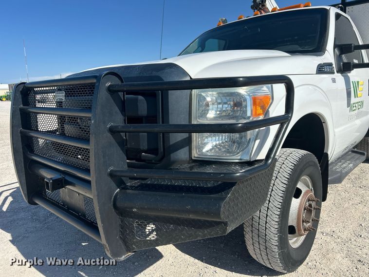 image for item EX9260 2016 Ford F350 Super Duty utility / service truck