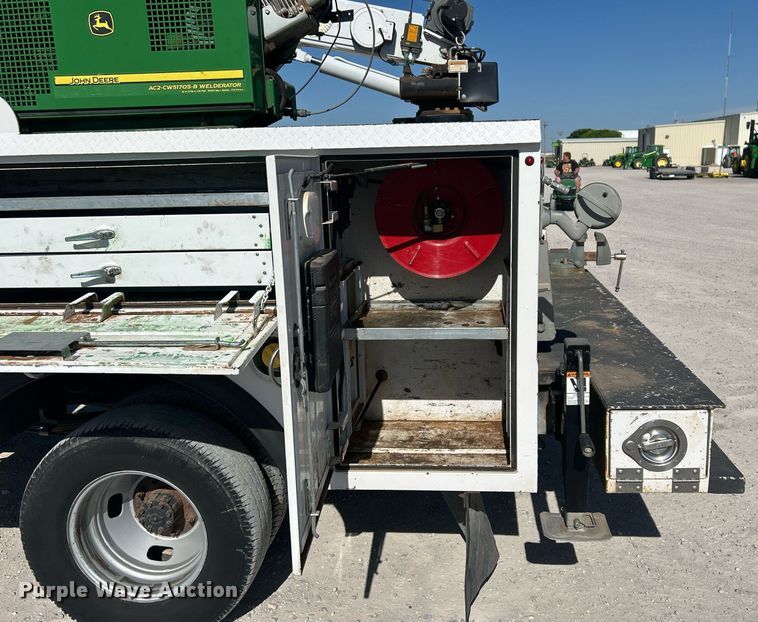 image for item EX9260 2016 Ford F350 Super Duty utility / service truck