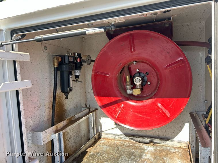 image for item EX9260 2016 Ford F350 Super Duty utility / service truck