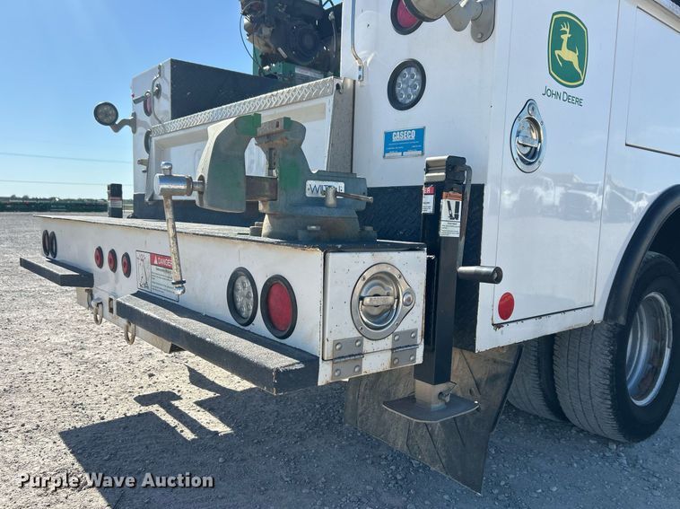 image for item EX9260 2016 Ford F350 Super Duty utility / service truck