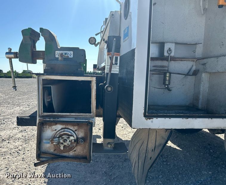 image for item EX9260 2016 Ford F350 Super Duty utility / service truck