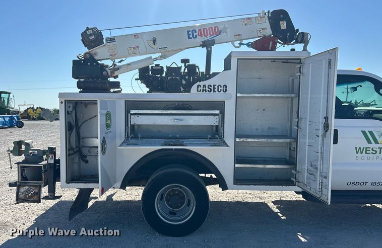 image for item EX9260 2016 Ford F350 Super Duty utility / service truck