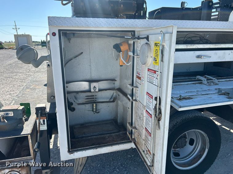 image for item EX9260 2016 Ford F350 Super Duty utility / service truck