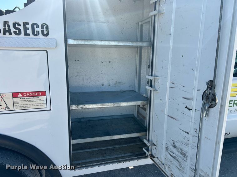 image for item EX9260 2016 Ford F350 Super Duty utility / service truck