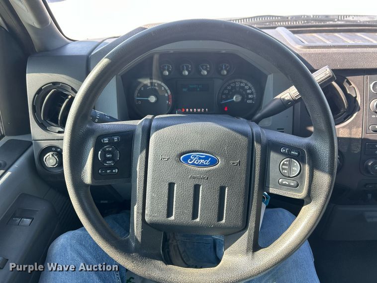 image for item EX9260 2016 Ford F350 Super Duty utility / service truck