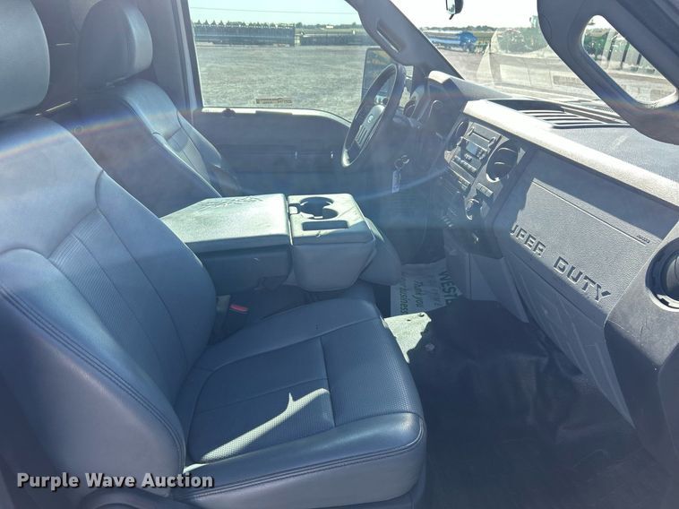 image for item EX9260 2016 Ford F350 Super Duty utility / service truck