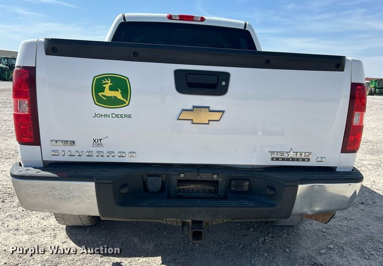 image for item EX9262 2010 Chevrolet Silverado 1500 Crew Cab pickup truck