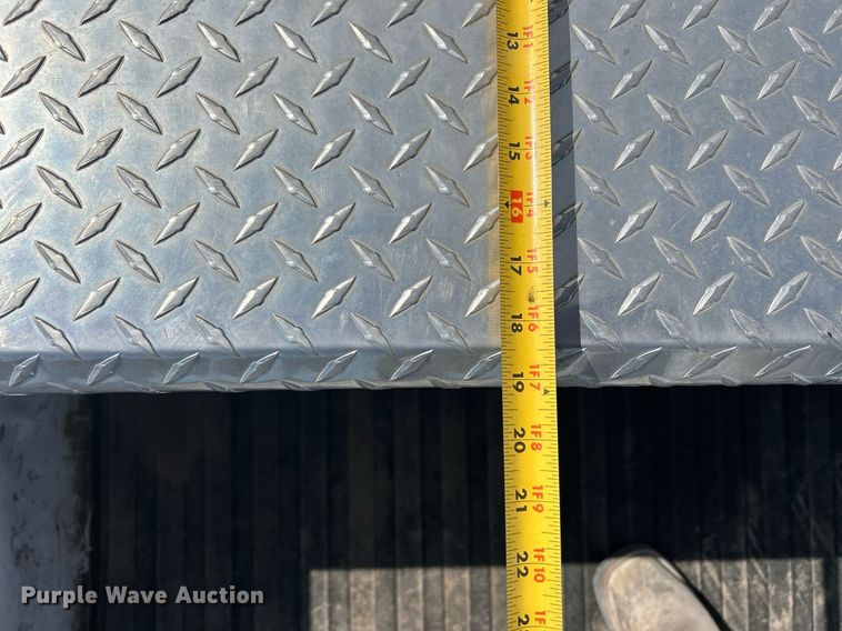 image for item EX9262 2010 Chevrolet Silverado 1500 Crew Cab pickup truck