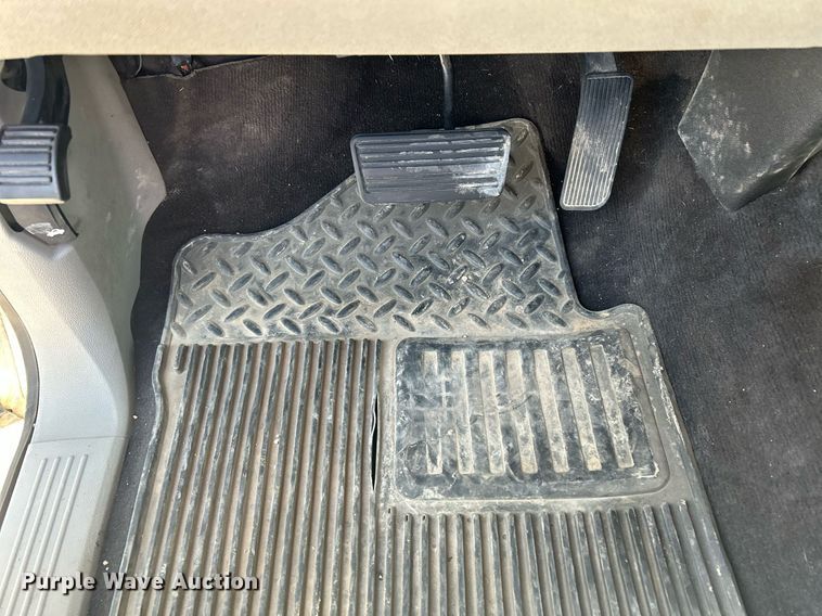 image for item EX9262 2010 Chevrolet Silverado 1500 Crew Cab pickup truck