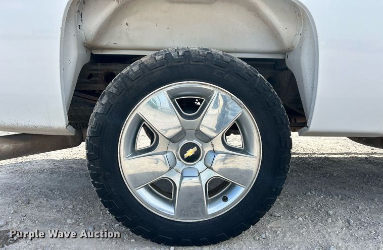 image for item EX9262 2010 Chevrolet Silverado 1500 Crew Cab pickup truck