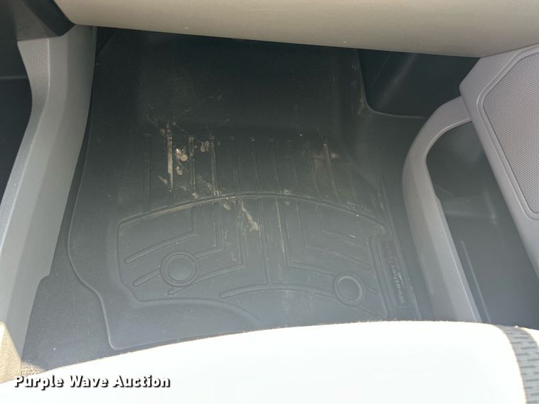 image for item EX9264 2020 Ford F150 XL SuperCrew pickup truck