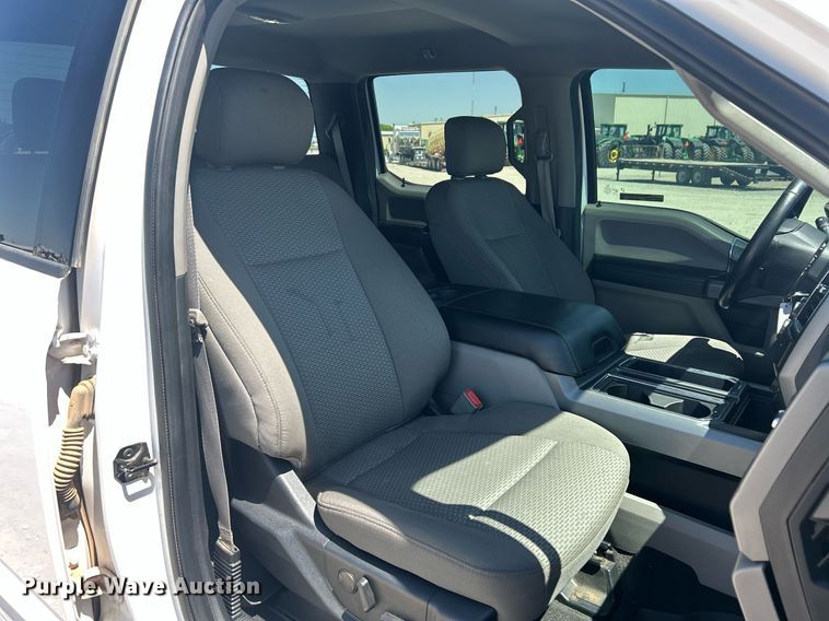 image for item EX9264 2020 Ford F150 XL SuperCrew pickup truck